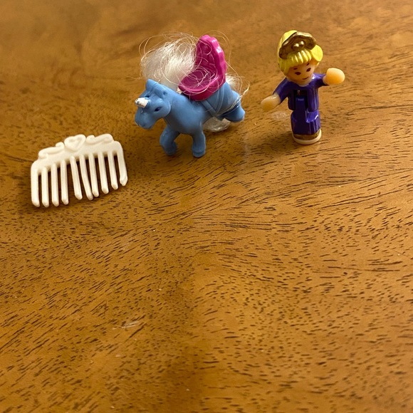 COPY - Vintage 1995 Polly Pocket Unicorn Meadow ๐ฆ - Picture 7 of 16